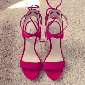 COPY - Guess heels